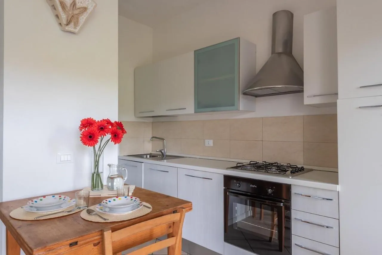 Aparthotel Isa-Residence With Swimming-Pool Just 4 Km From Baja Sardinia, Apartments With Outdoor Private Space And Air Conditioning Cala Bitta Italy